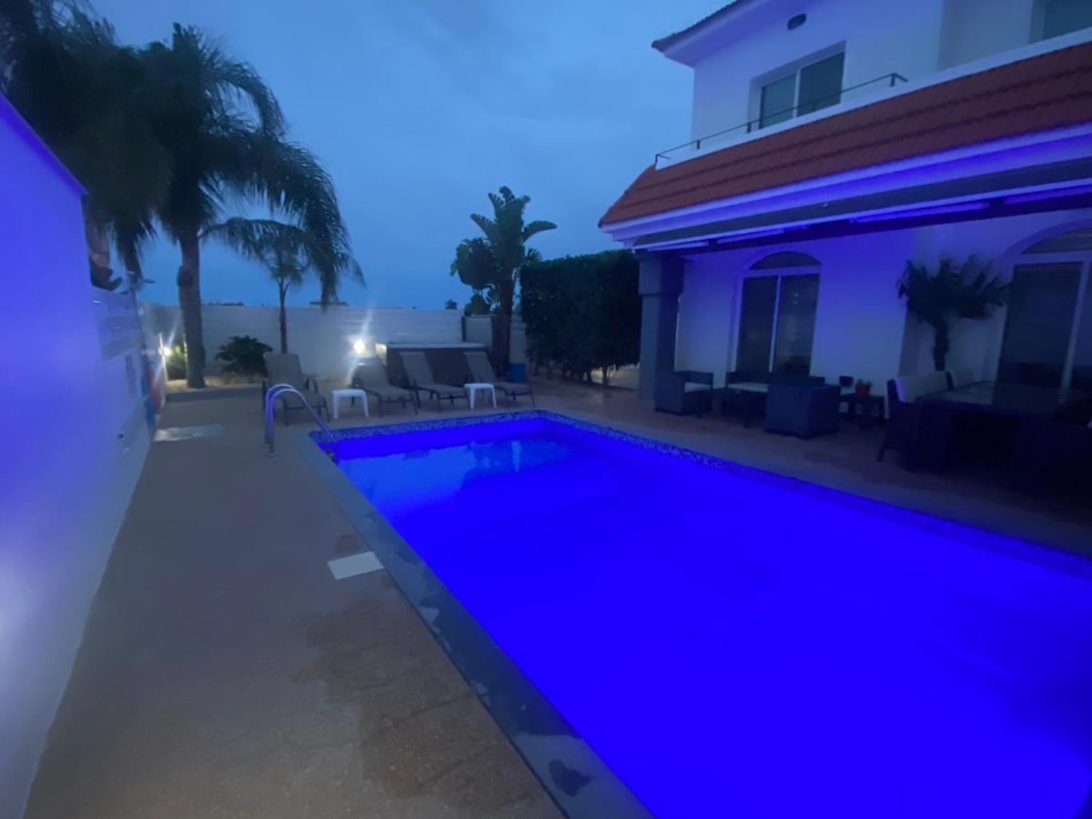 Villa Mario - 2Min Walk From Kapparis Beach Paralimni Zewnętrze zdjęcie