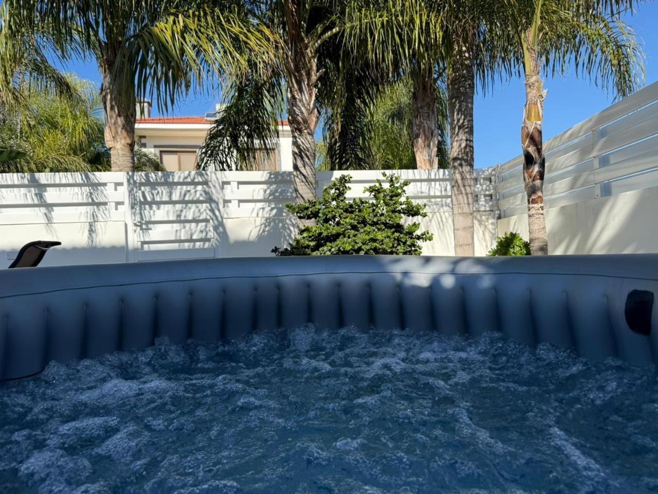 Villa Mario - 2Min Walk From Kapparis Beach Paralimni Zewnętrze zdjęcie