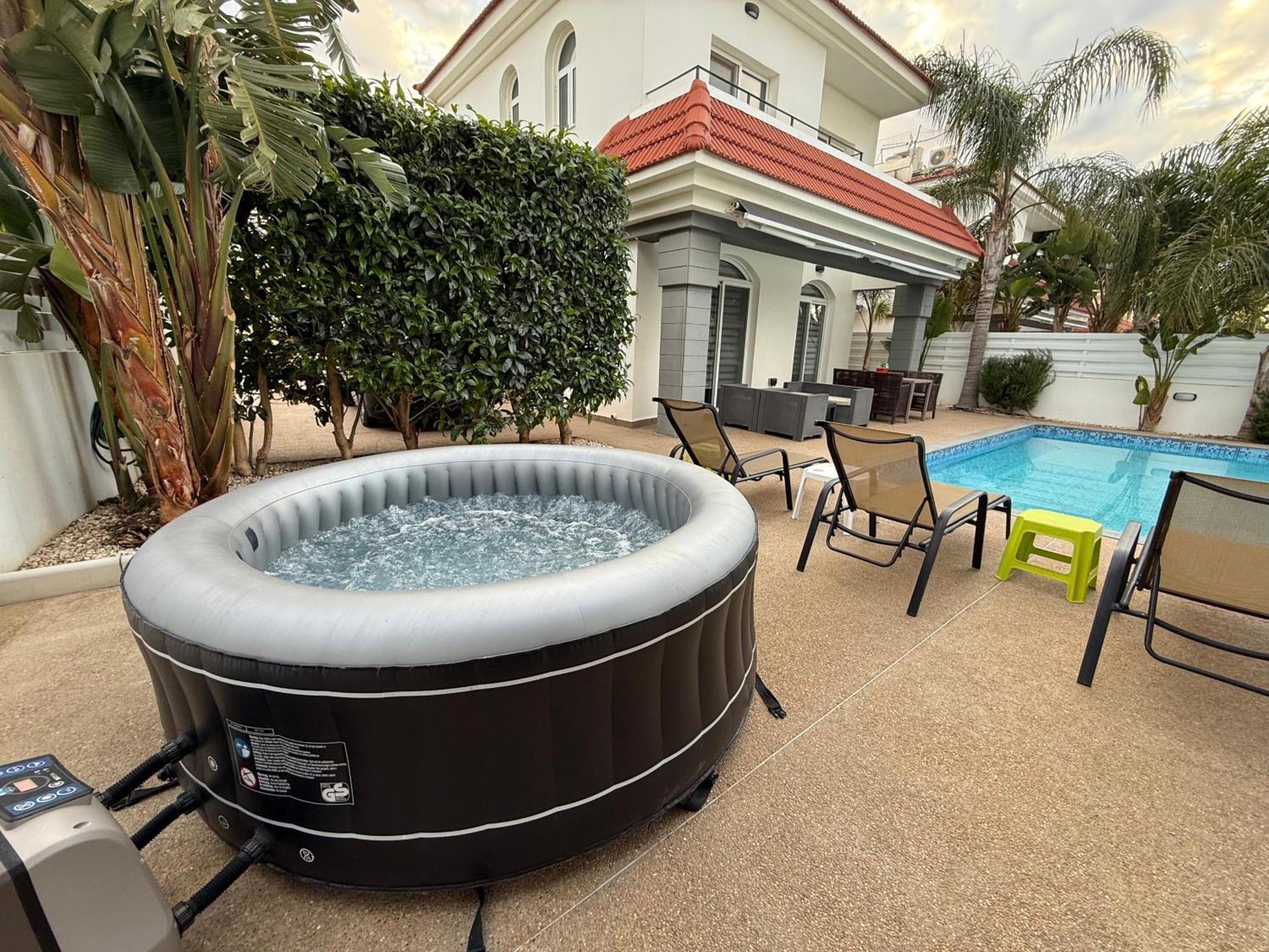 Villa Mario - 2Min Walk From Kapparis Beach Paralimni Zewnętrze zdjęcie